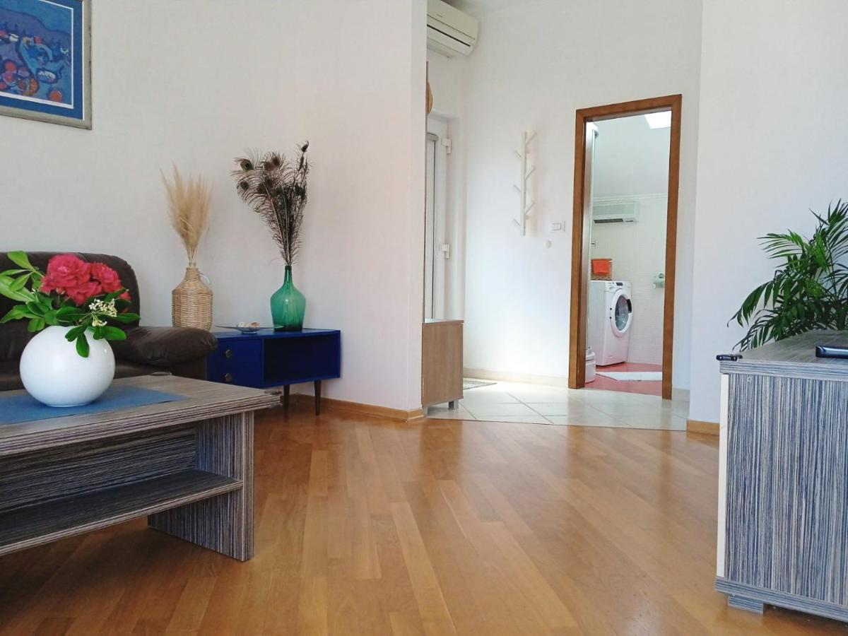 Appartamento Karoma Sunroof Mlini Esterno foto